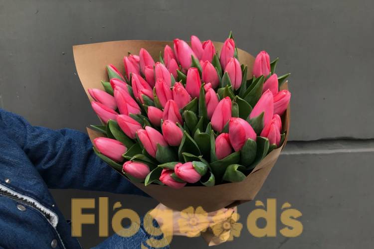 Букет «Огонек» за 11 317 руб.